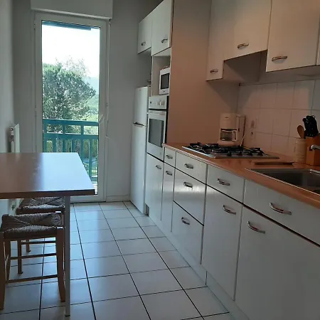 Appartement Calme Avec Balcon A - Fr-1-239-654 *